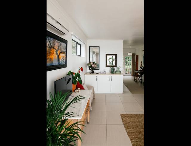 5 BEDROOM HOUSE TO LET IN TAMBOERSKLOOF